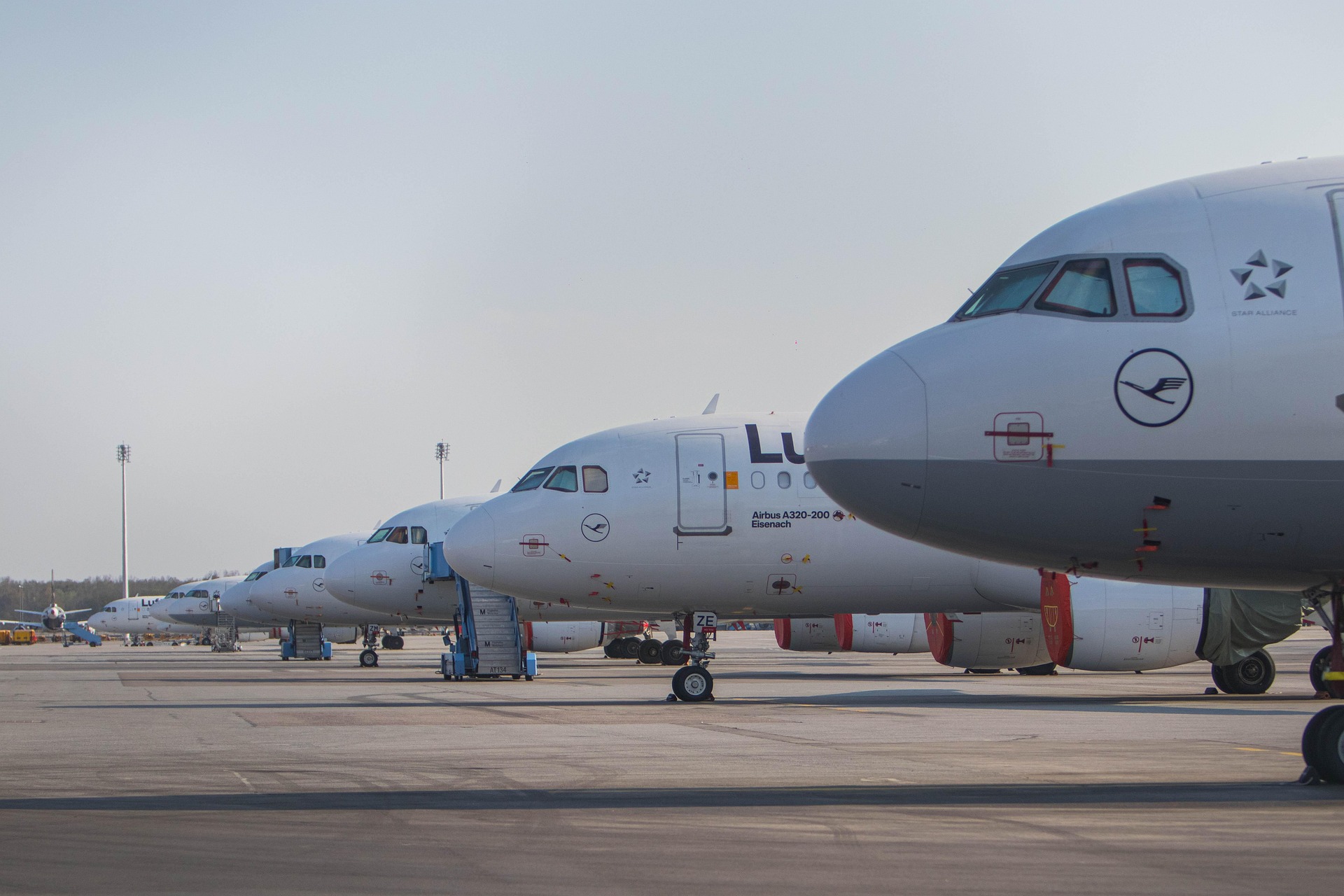 Caos voli ed escalation in Iran: cosa rischia la tua estate?